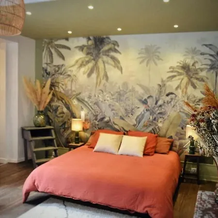 La Balneo Dans La Jungle Apartment Compiegne